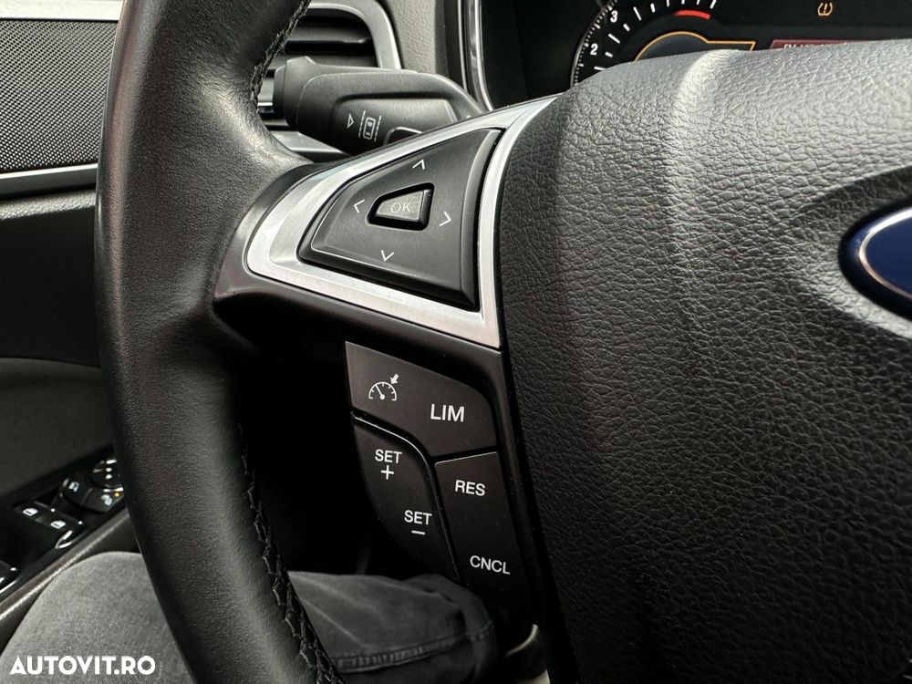Ford Mondeo - 18