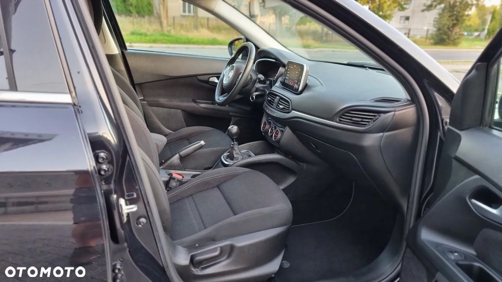 Fiat Tipo 1.6 MultiJet 16v Lounge - 13
