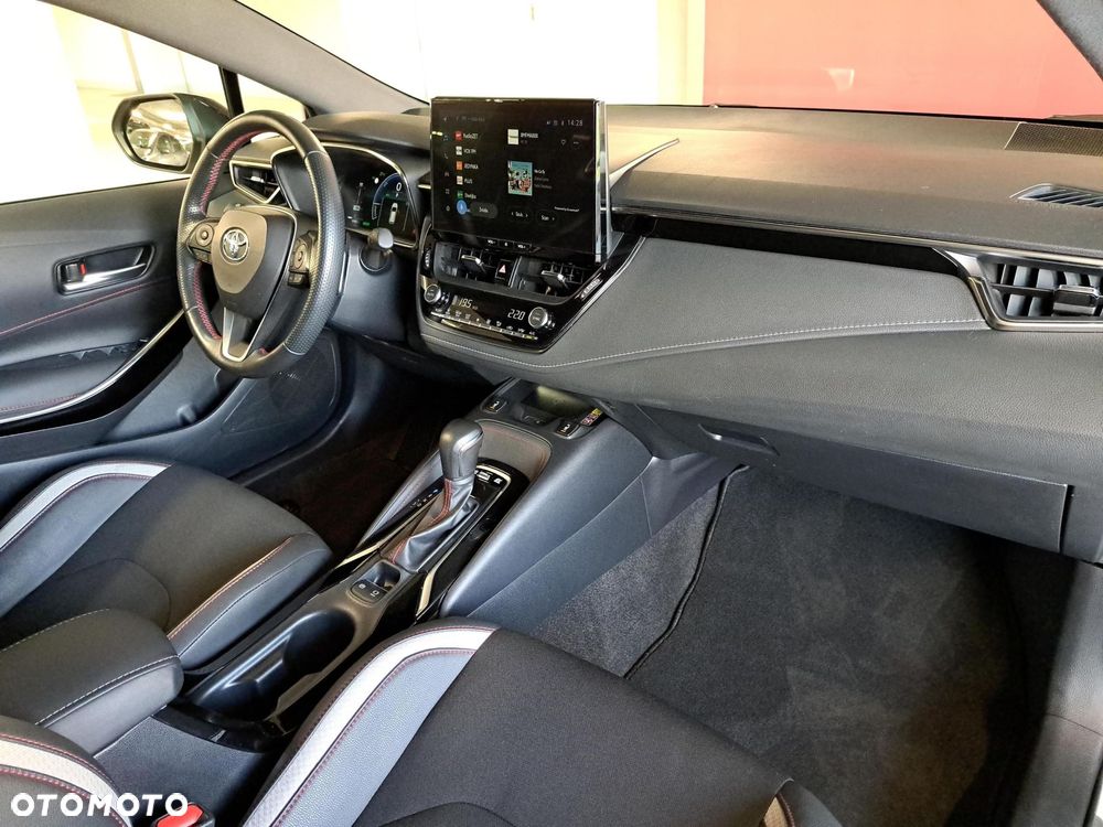 Toyota Corolla 2.0 Hybrid GR Sport Dynamic - 10