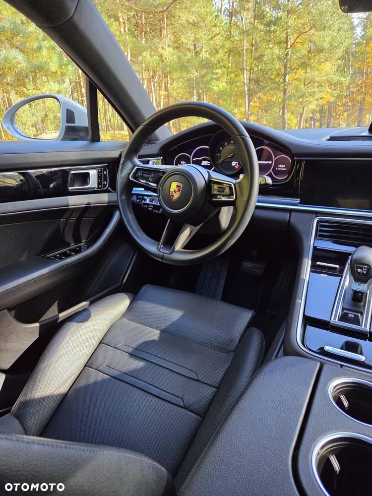 Porsche Panamera Standard - 15