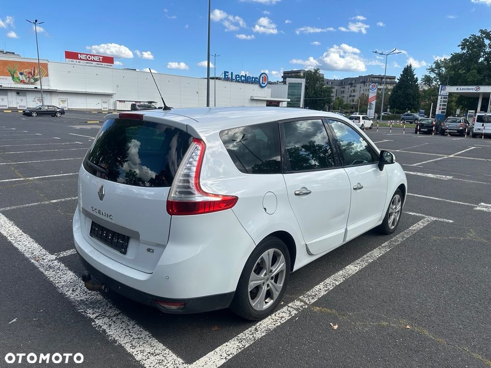 Renault Grand Scenic - 5