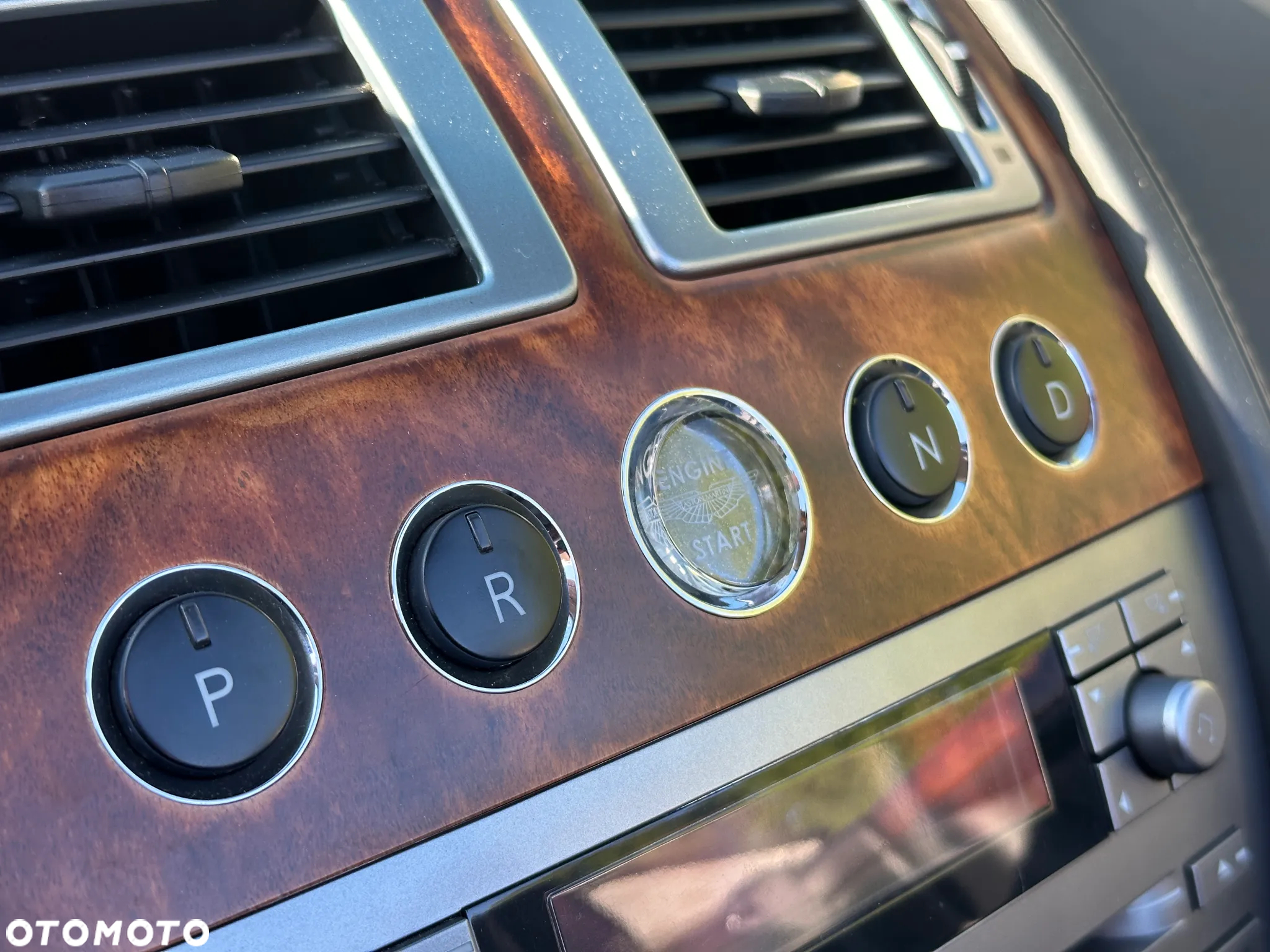 Aston Martin DB9 Volante Touchtronic - 28