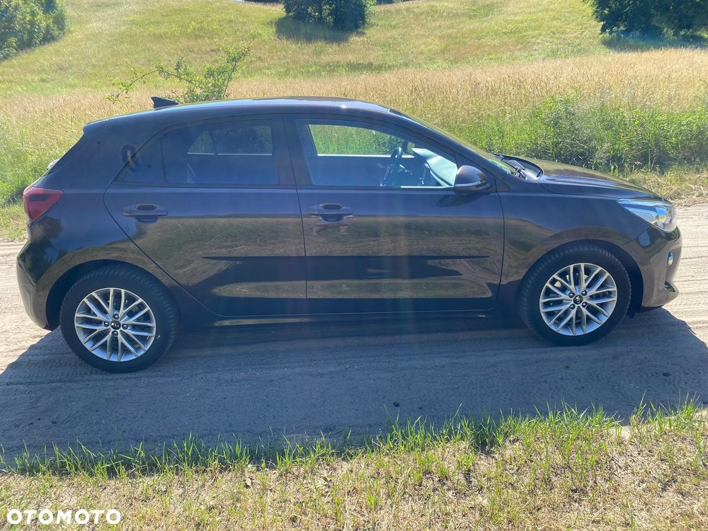 Kia Rio - 6