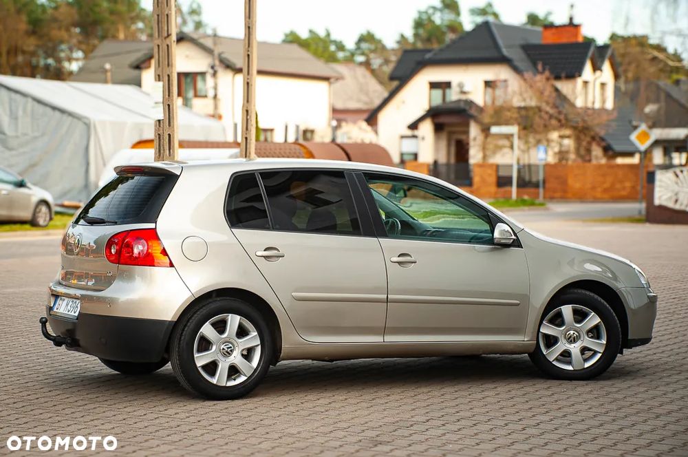 Volkswagen Golf 1.6 United - 22