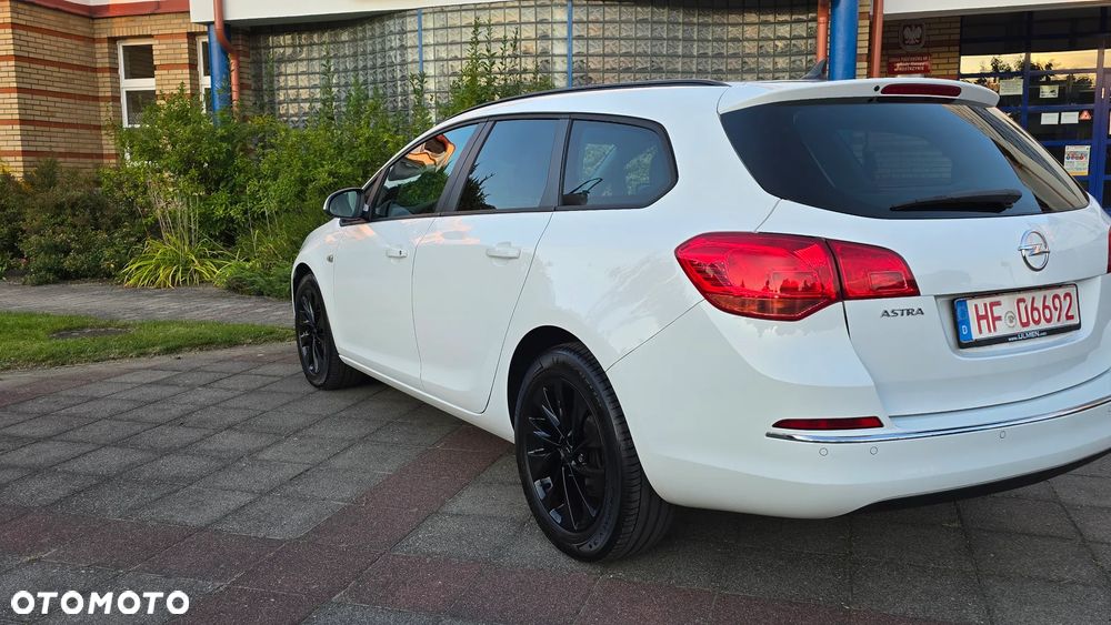 Opel Astra - 33