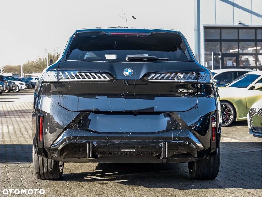 BMW iX3 - 6