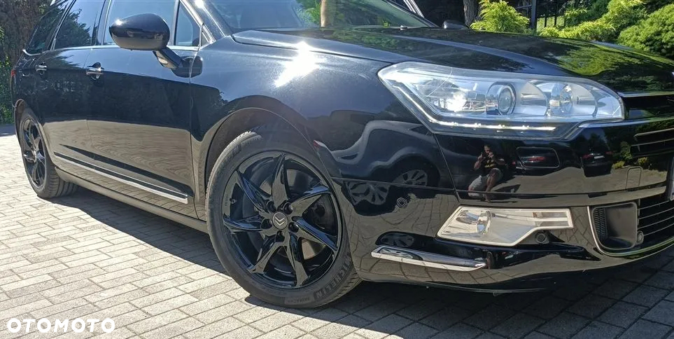 Citroën C5 3.0 HDi V6 Exclusive - 3
