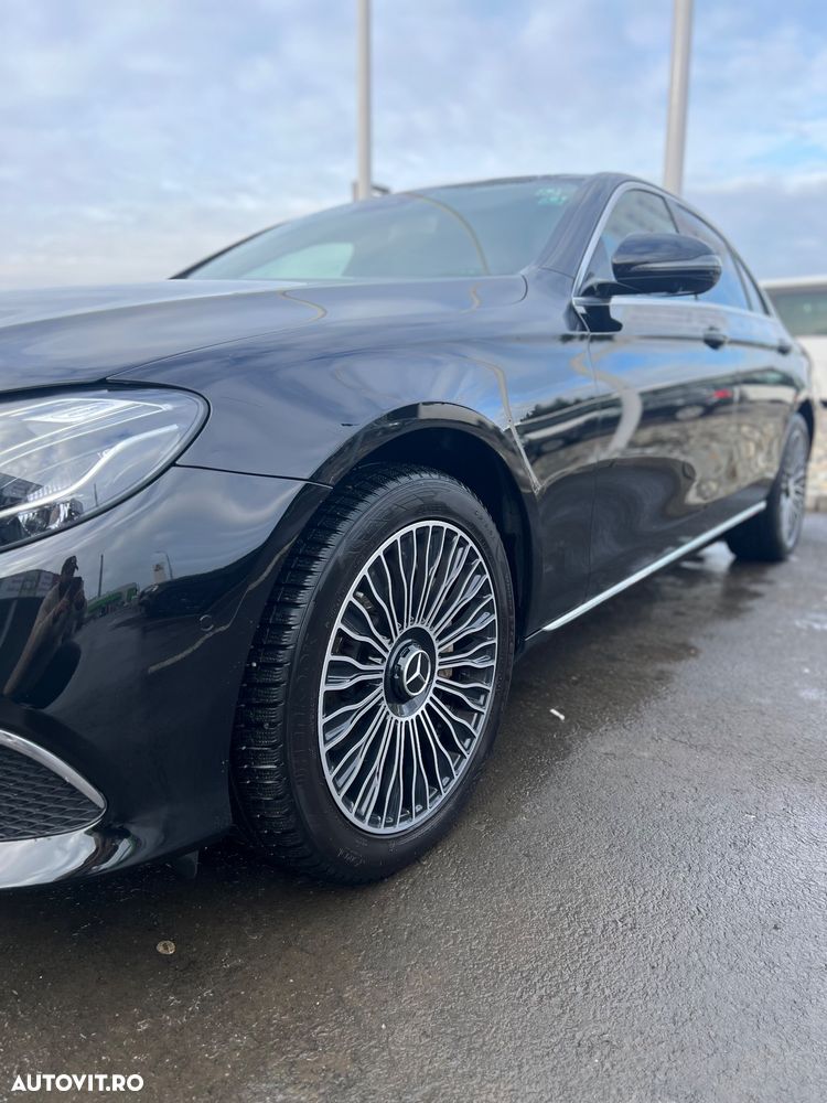 Mercedes-Benz E 220 d Aut. - 2
