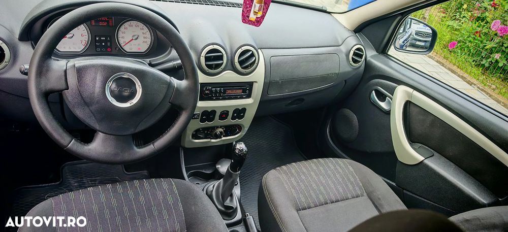 Dacia Sandero 1.6 MPI Laureate - 5