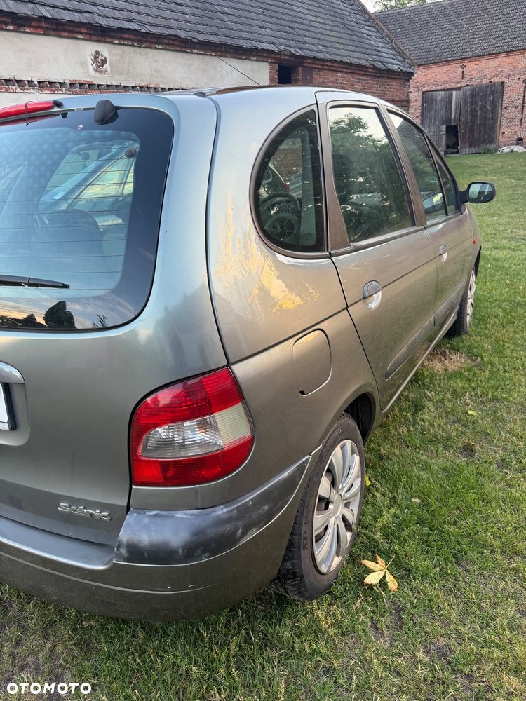 Renault Scenic - 4