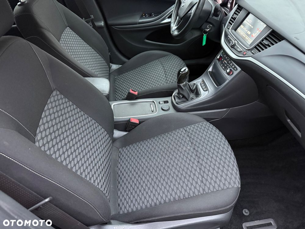 Opel Astra 1.4 T Elite - 16