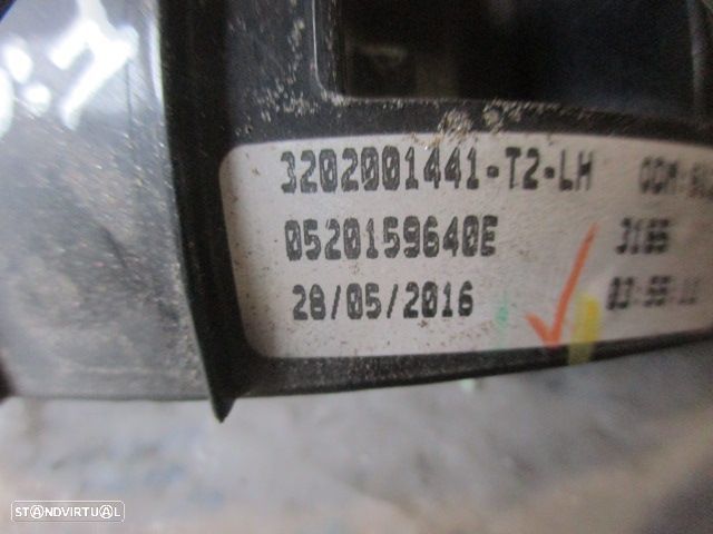 Farol Tras 3202001441 0520159640E FIAT TIPO 2 FASE 2 2016 1.3JTD 95CV 5P BRANCO MALA ESQ - 3