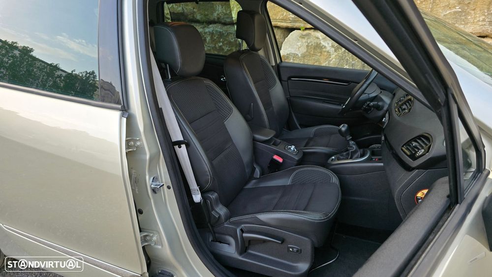 Renault Grand Scénic 1.5 dCi Bose Edition SS - 41