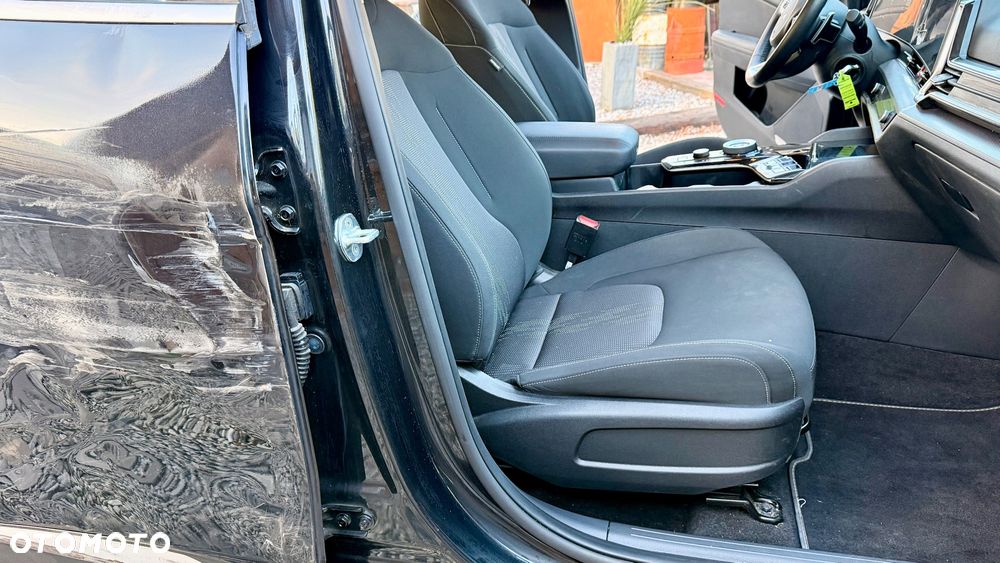 Kia Sportage 1.6 T-GDI PHEV Business Line 4WD - 26