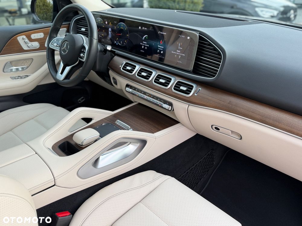 Mercedes-Benz GLE 300 d 4-Matic - 4