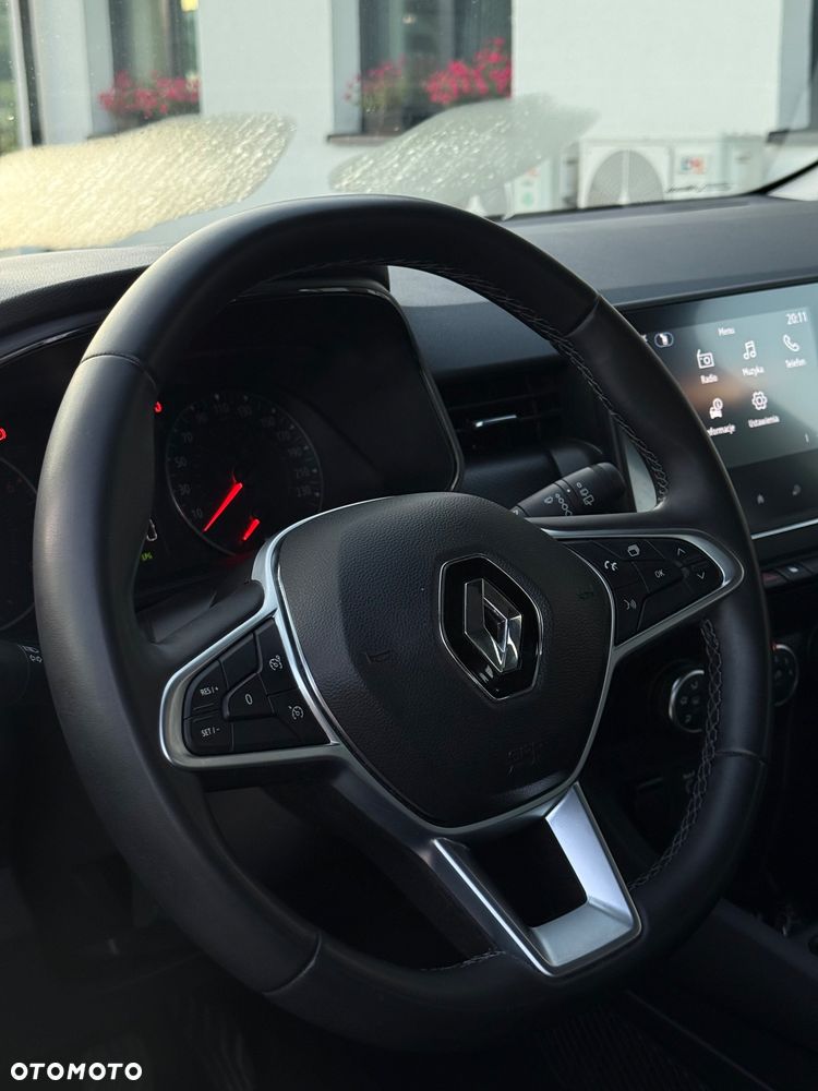 Renault Clio TCe 100 BUSINESS EDITION - 24