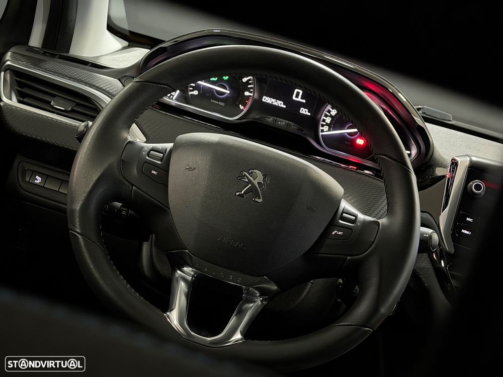 Peugeot 2008 1.2 PureTech Style - 14