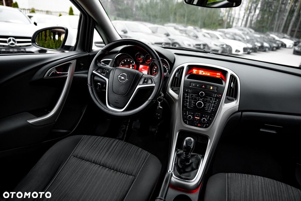 Opel Astra 1.4 Turbo Sport - 26