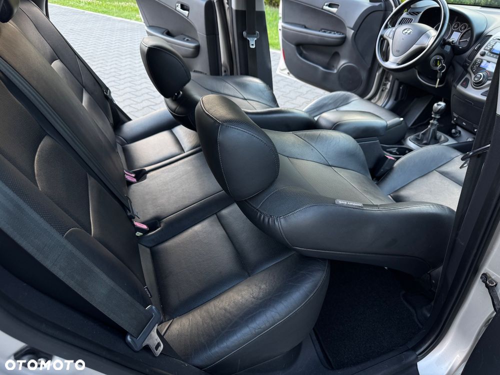 Hyundai i30 i30cw 1.6 CRDi Edition 20 - 6