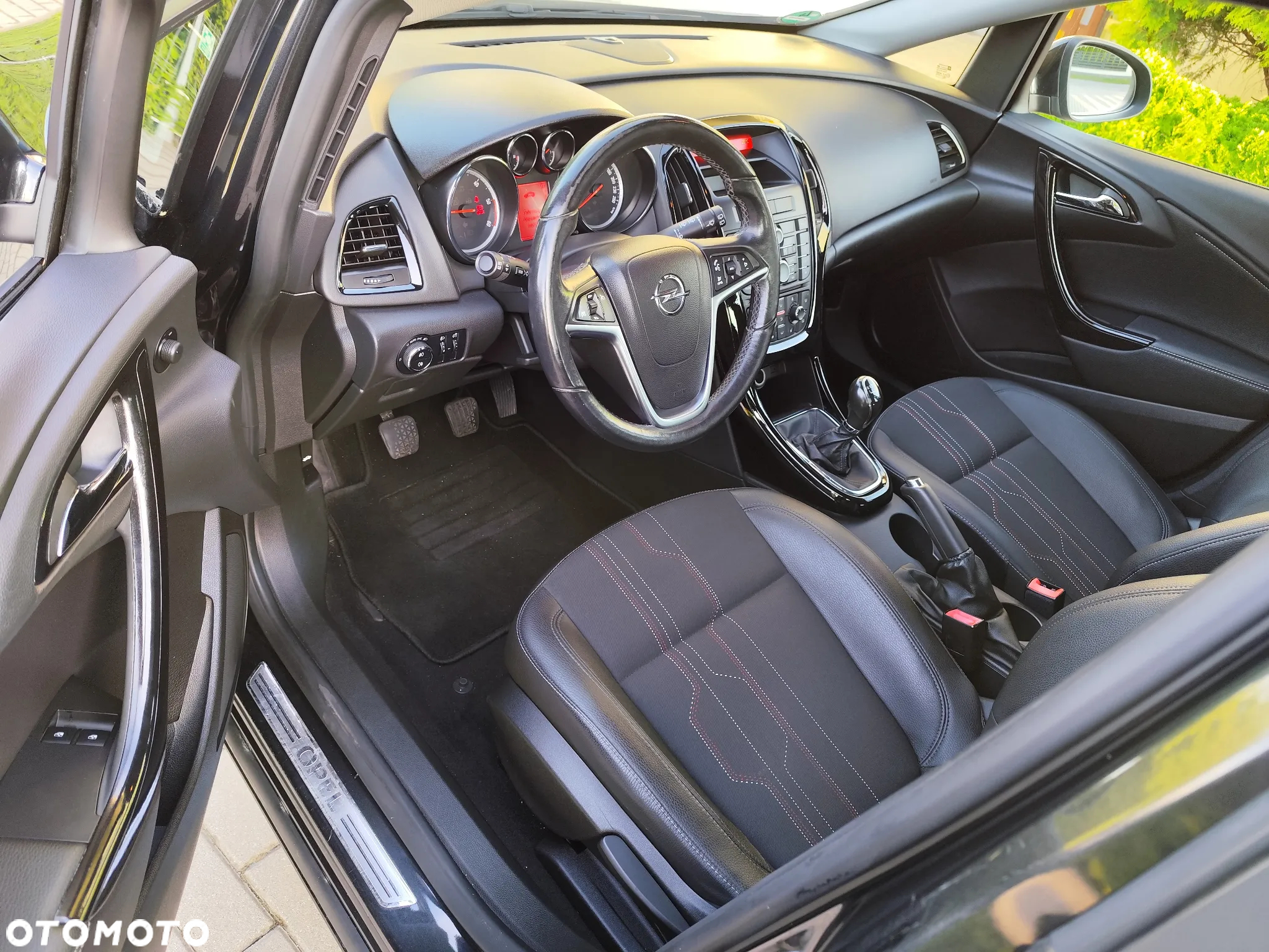 Opel Astra IV 1.7 CDTI Cosmo - 11