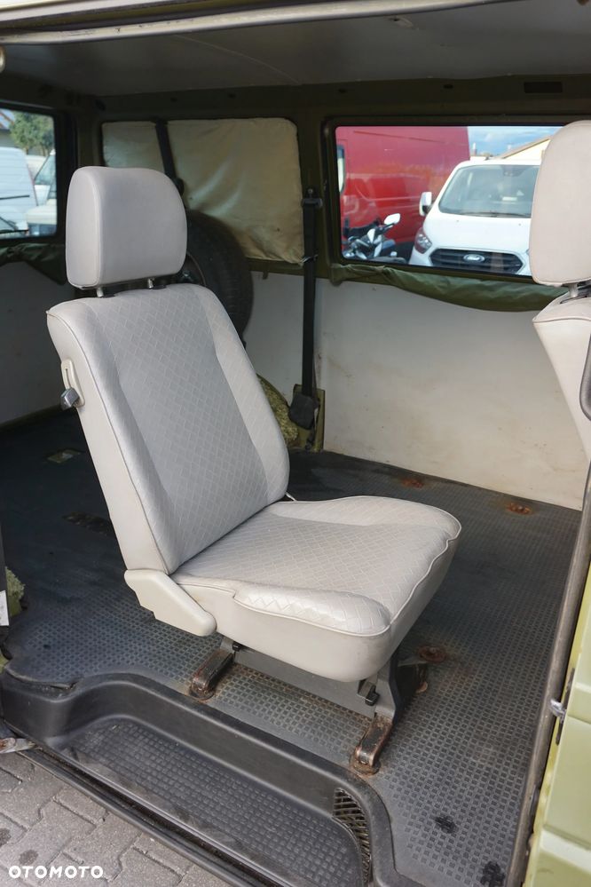 Volkswagen Transporter - 20