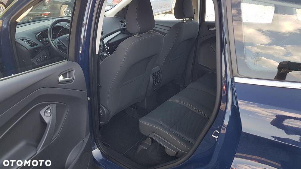 Ford Kuga 1.5 EcoBoost 2x4 Cool & Connect - 24