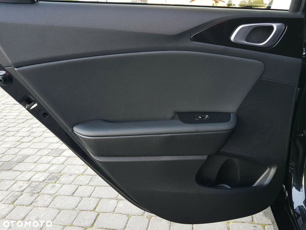 Kia Ceed 1.5 T-GDI Tribute DCT - 26