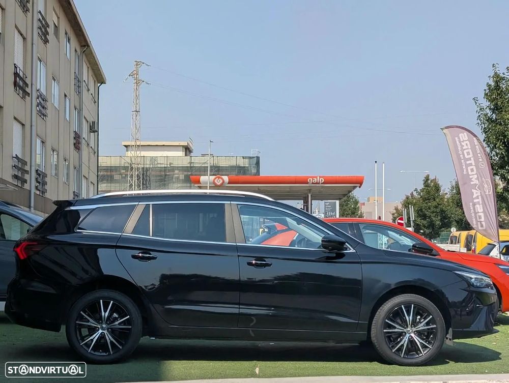 MG MG5 61 kWh Luxury — fotografia 6