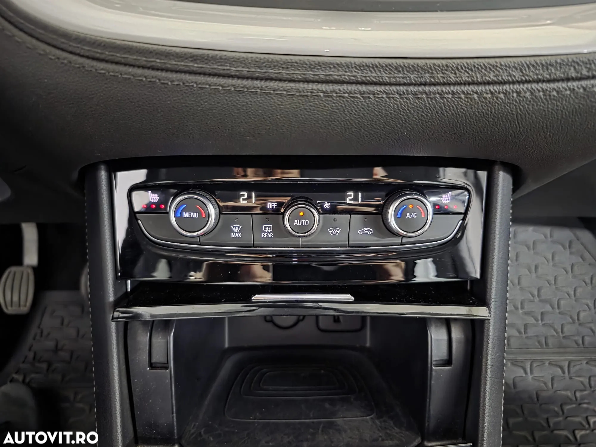 Opel Grandland X - 15