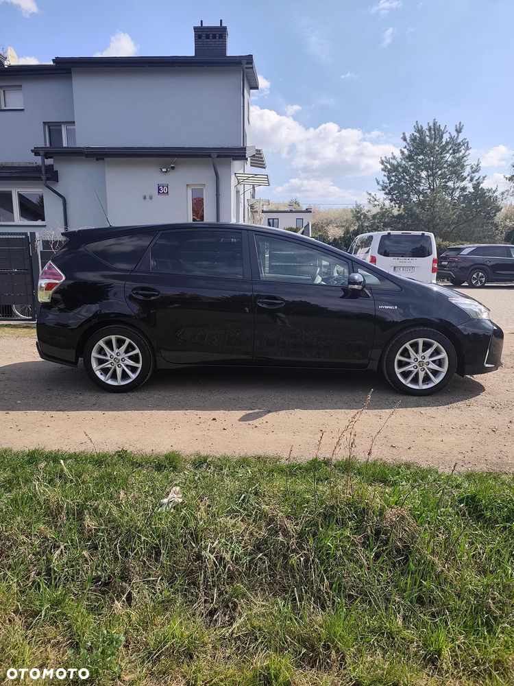Toyota Prius+ (Hybrid) Executive - 3