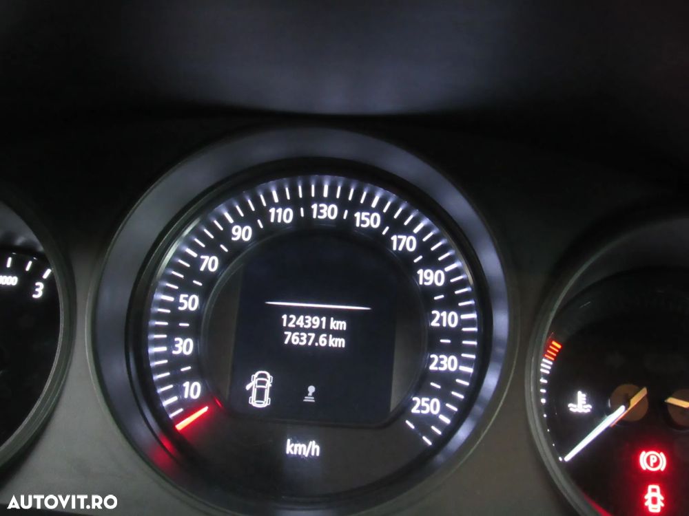 Renault Megane Blue dCi Life - 11