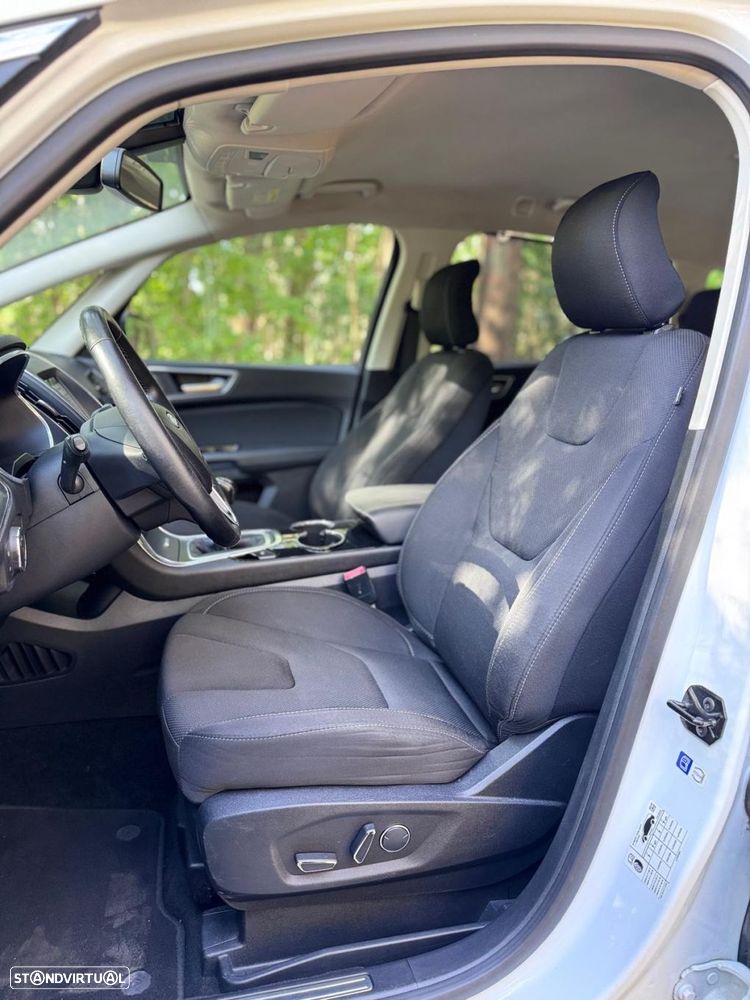 Ford S-Max 2.0 TDCi Titanium - 27