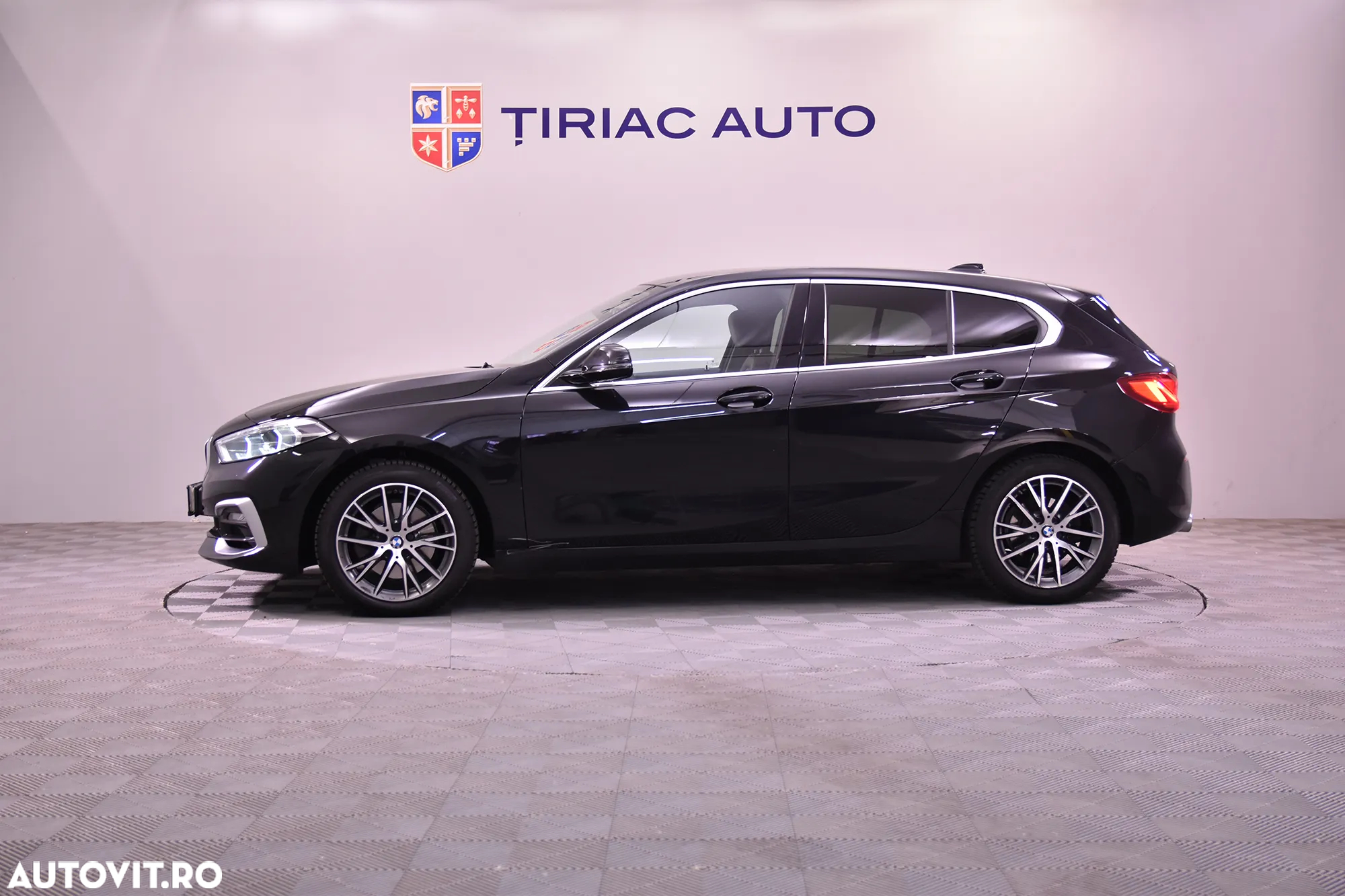 BMW Seria 1 118i Aut. - 2