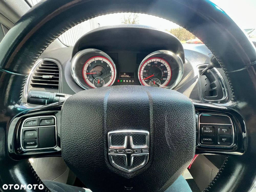 Dodge Grand Caravan - 18