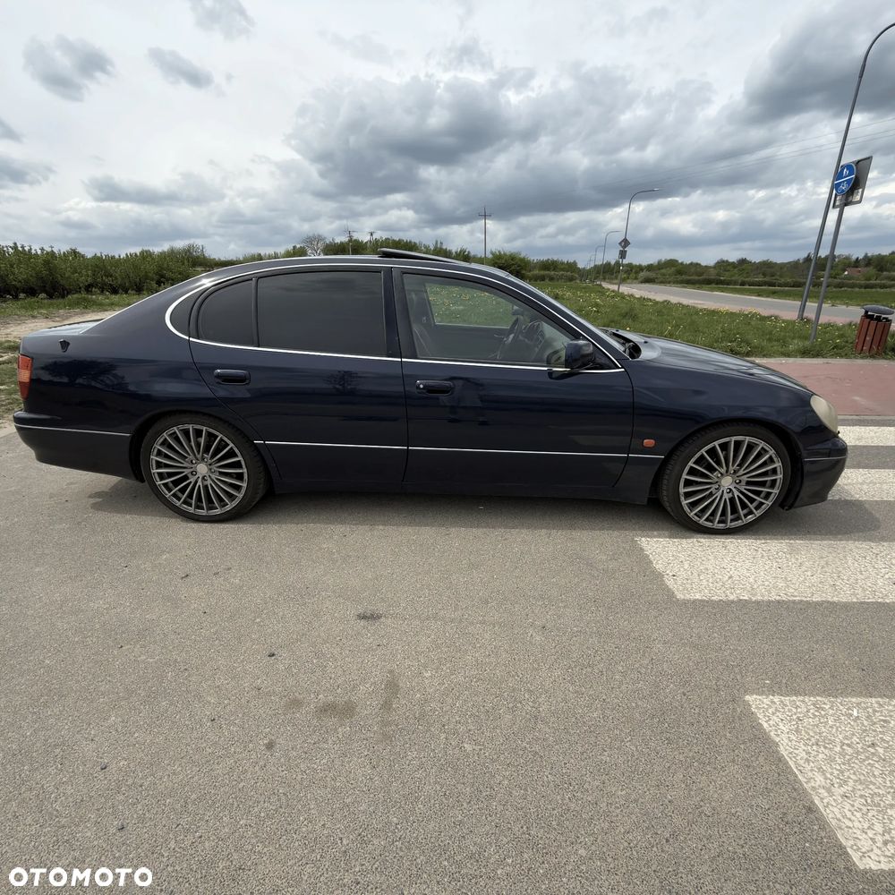 Lexus GS - 2