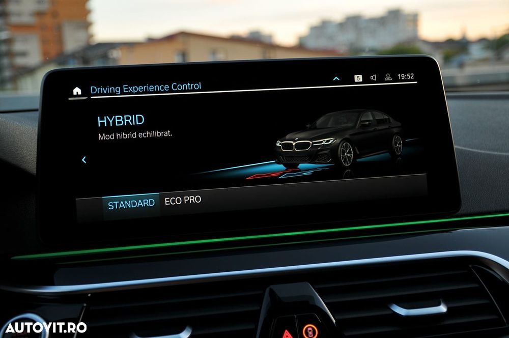 BMW Seria 5 520i AT MHEV - 20
