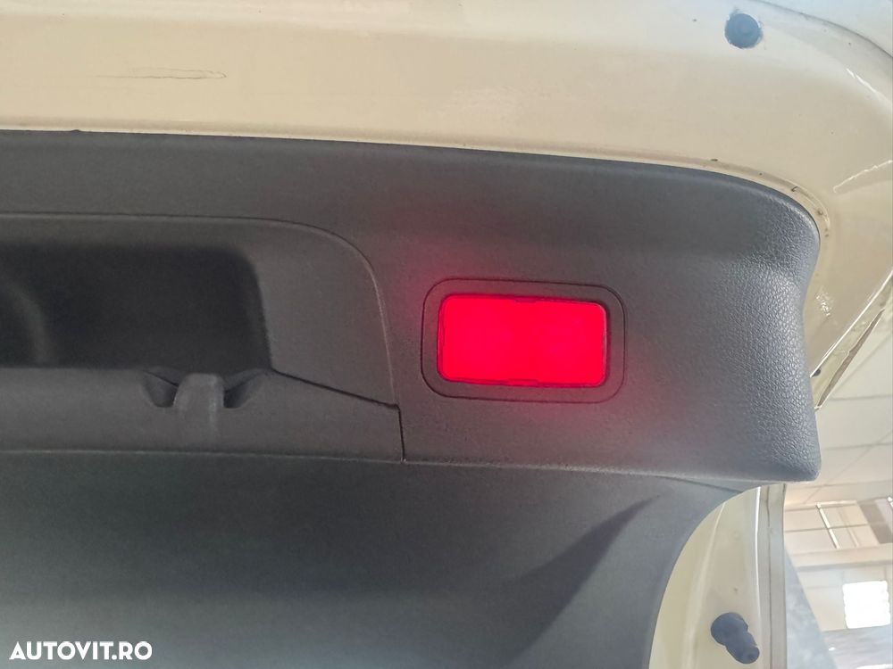 Mercedes-Benz GLC Coupe 300 de 4Matic 9G-TRONIC AMG Line - 14