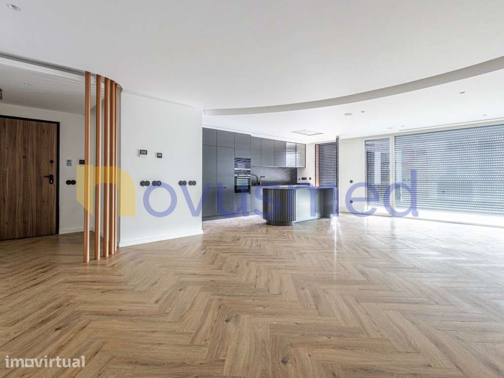 Apartamento T3 com Vista Rio e Piscina no rooftop em Santarém - Grande imagem: 5/34