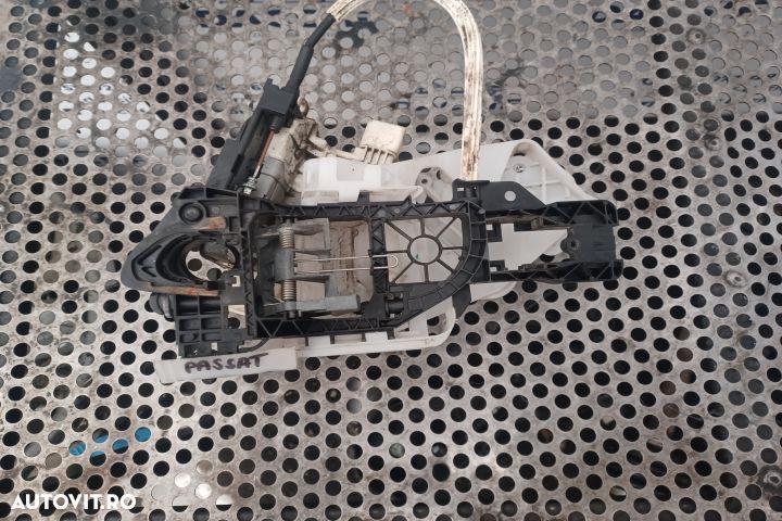 Broasca usa spate stanga COMBI Audi A3 8P/8PA [facelift] [2004 - 2008 - 3