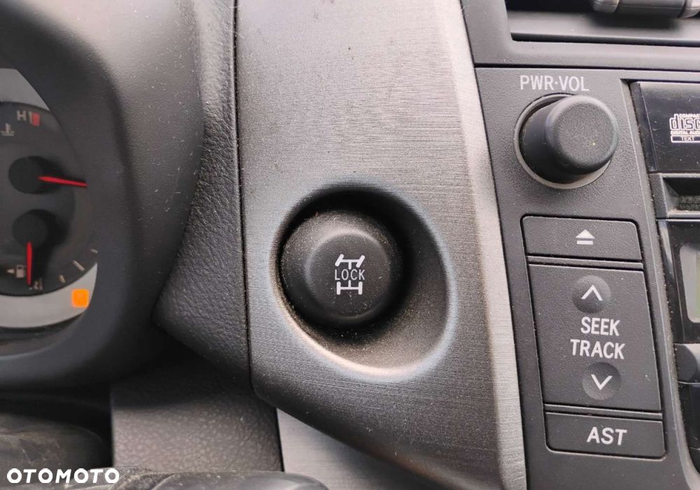 Toyota RAV4 - 15