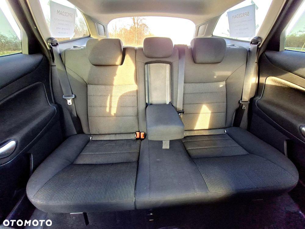 Ford Mondeo 2.0 TDCi Titanium - 19