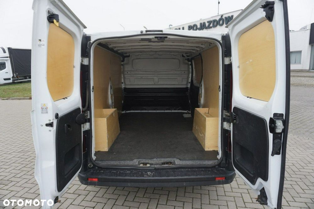 Renault Trafic - 10