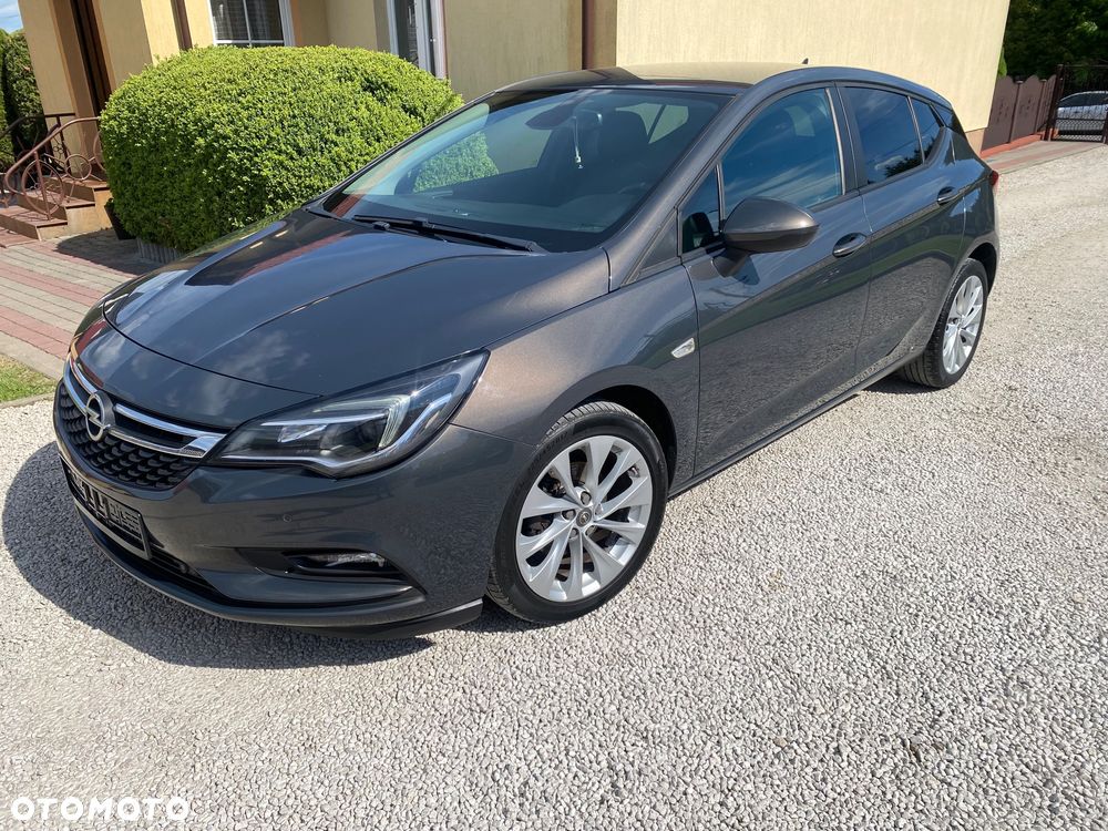 Opel Astra 1.6 D (CDTI) Innovation - 1