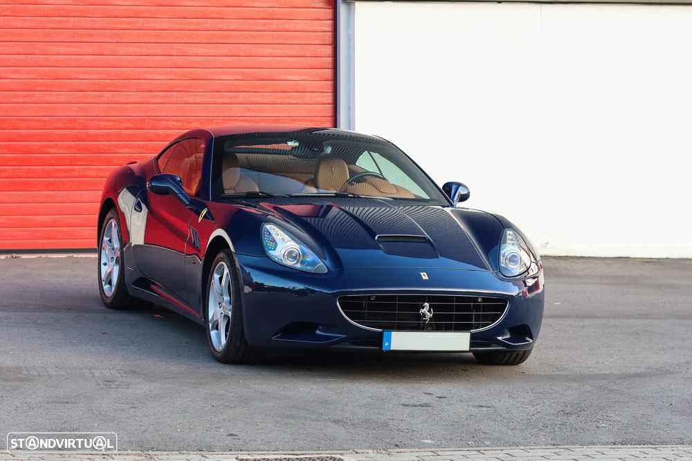 Ferrari California F1 - 12