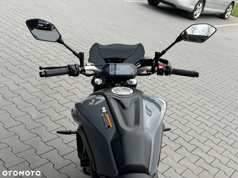 Yamaha MT - 26