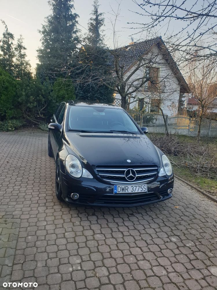 Mercedes-Benz Klasa R 500 4-Matic - 14