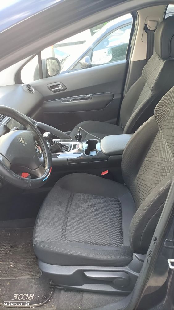 Peugeot 3008 1.6 HDi Premium - 9