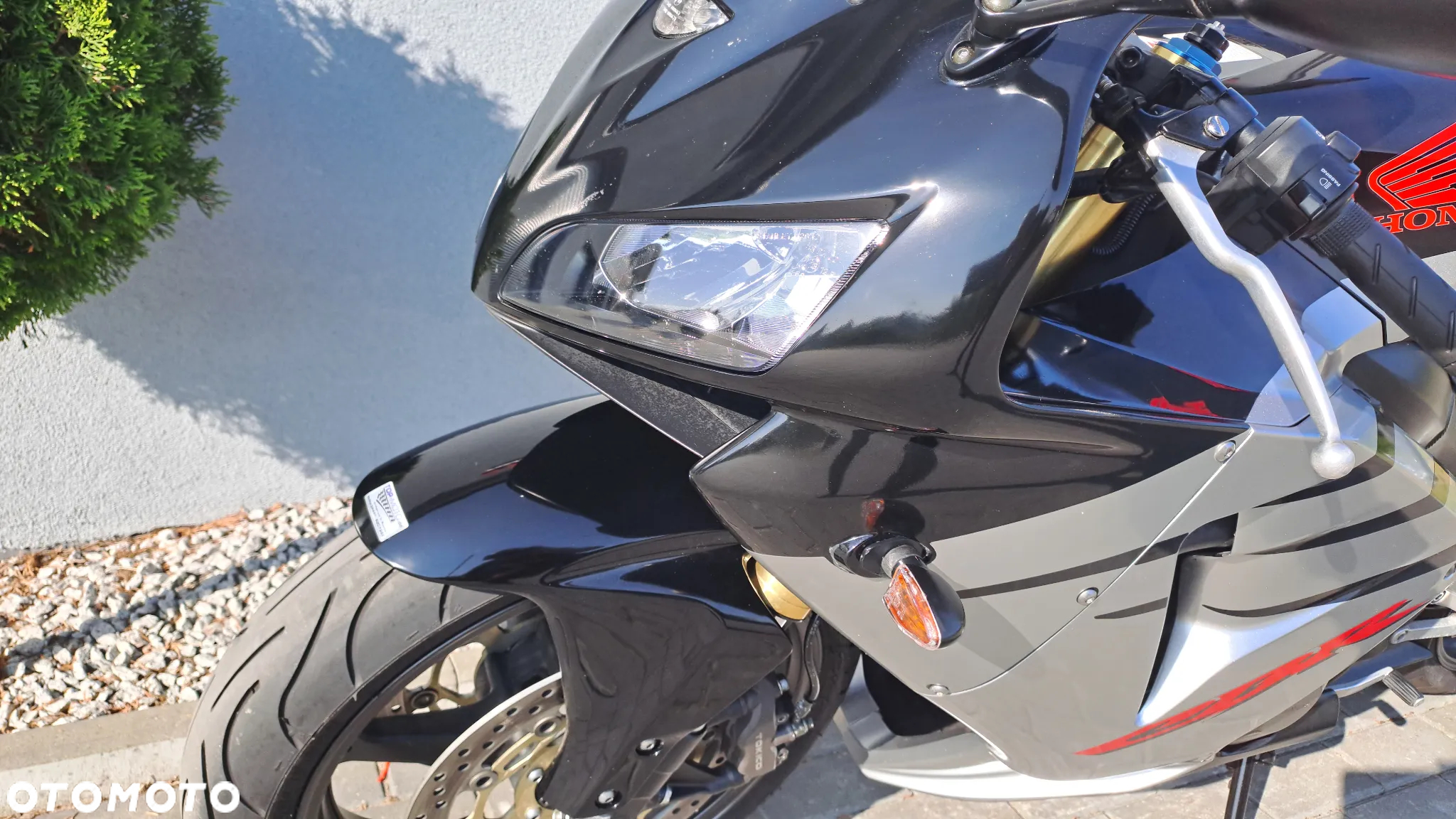 Honda CBR - 33