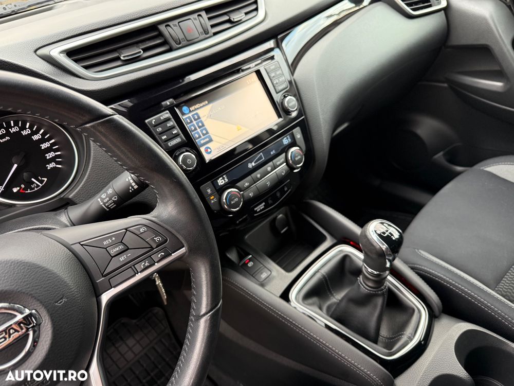Nissan Qashqai 1.5D 114CP 2WD N-Connecta - 24