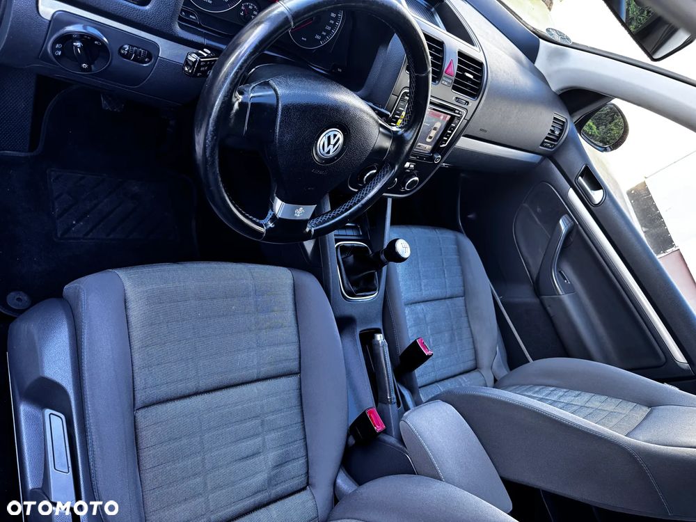 Volkswagen Golf 1.6 Tour - 17